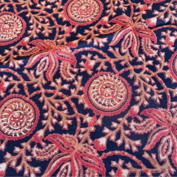 Crate&Barrel Other - Crate & Barrel Rajasthali Cotton Dinner Napkins Set of 18 21x21 Table Linens